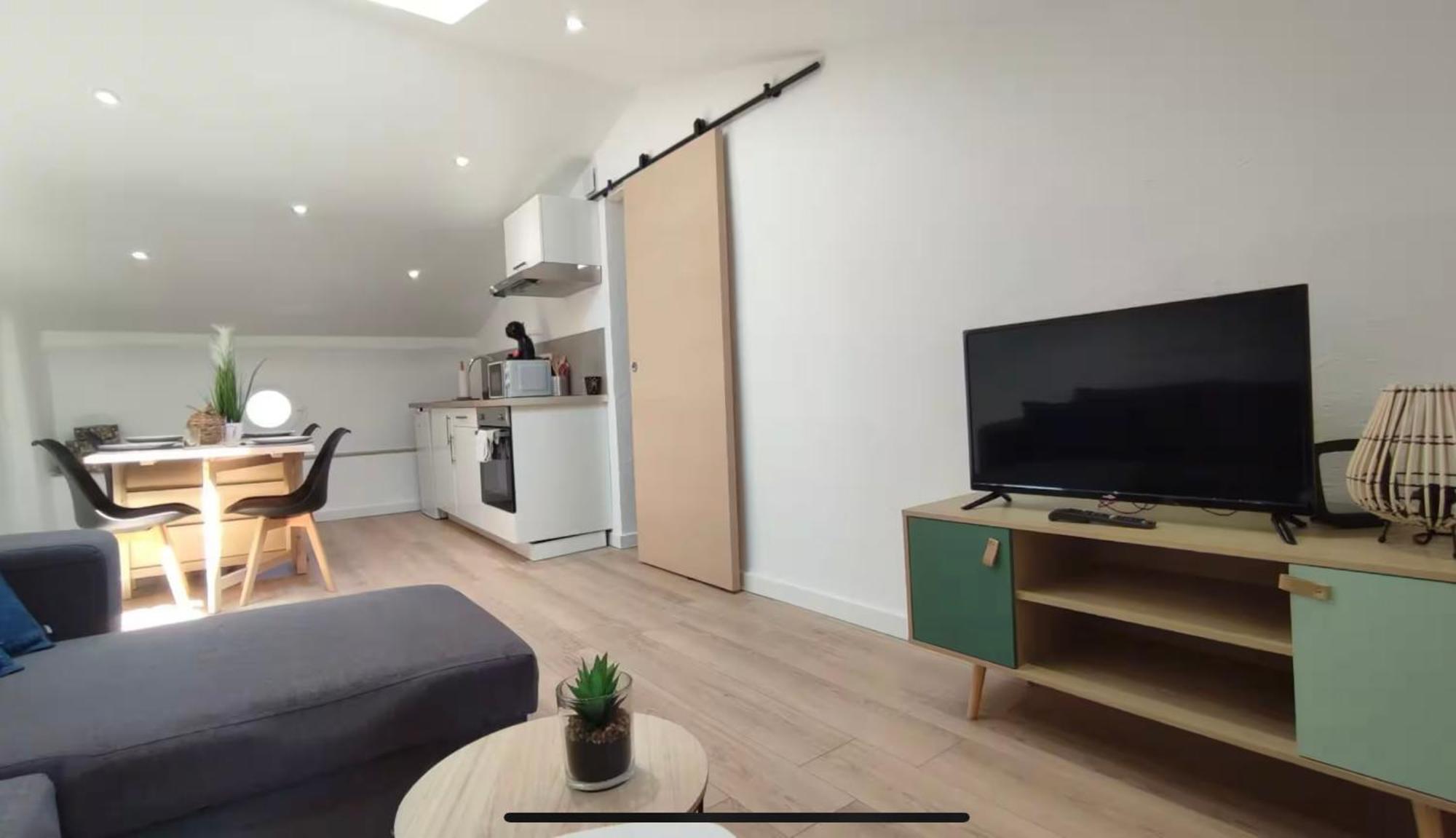 Studio Chill Chez Jules & Fiona ดรากิญญ็อง ภายนอก รูปภาพ